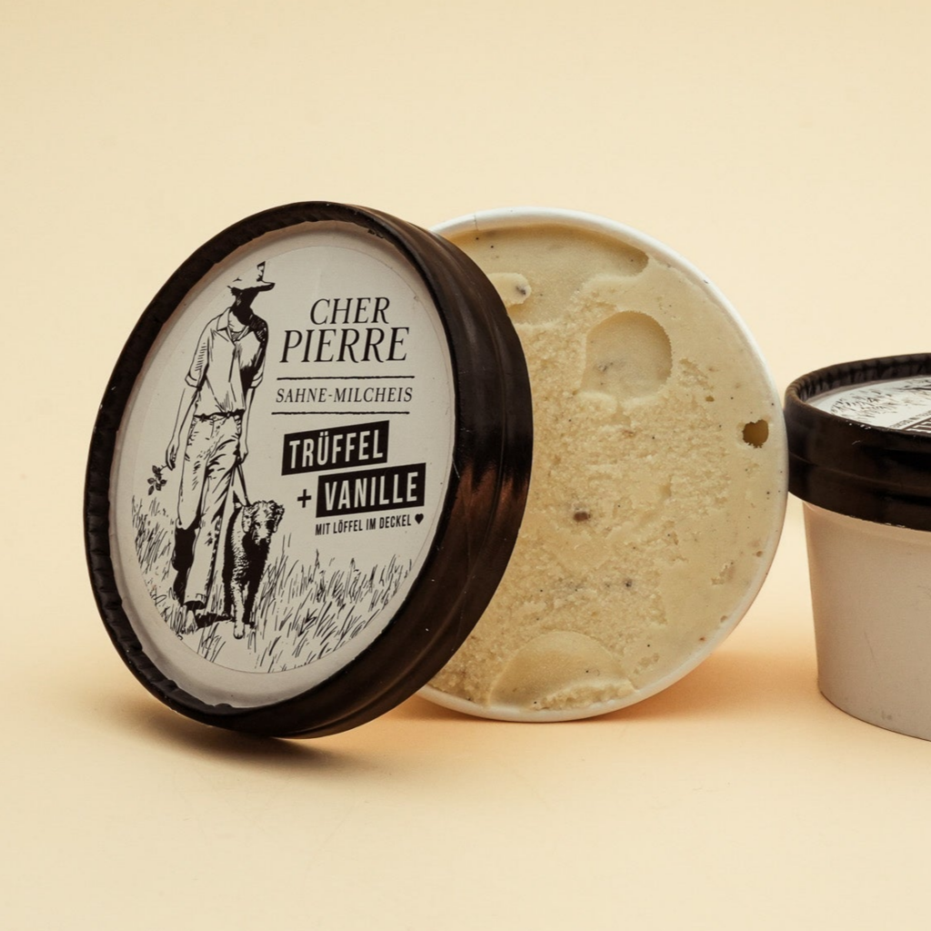 Portioniertes Trüffeleis von Cher Pierre als Dessert